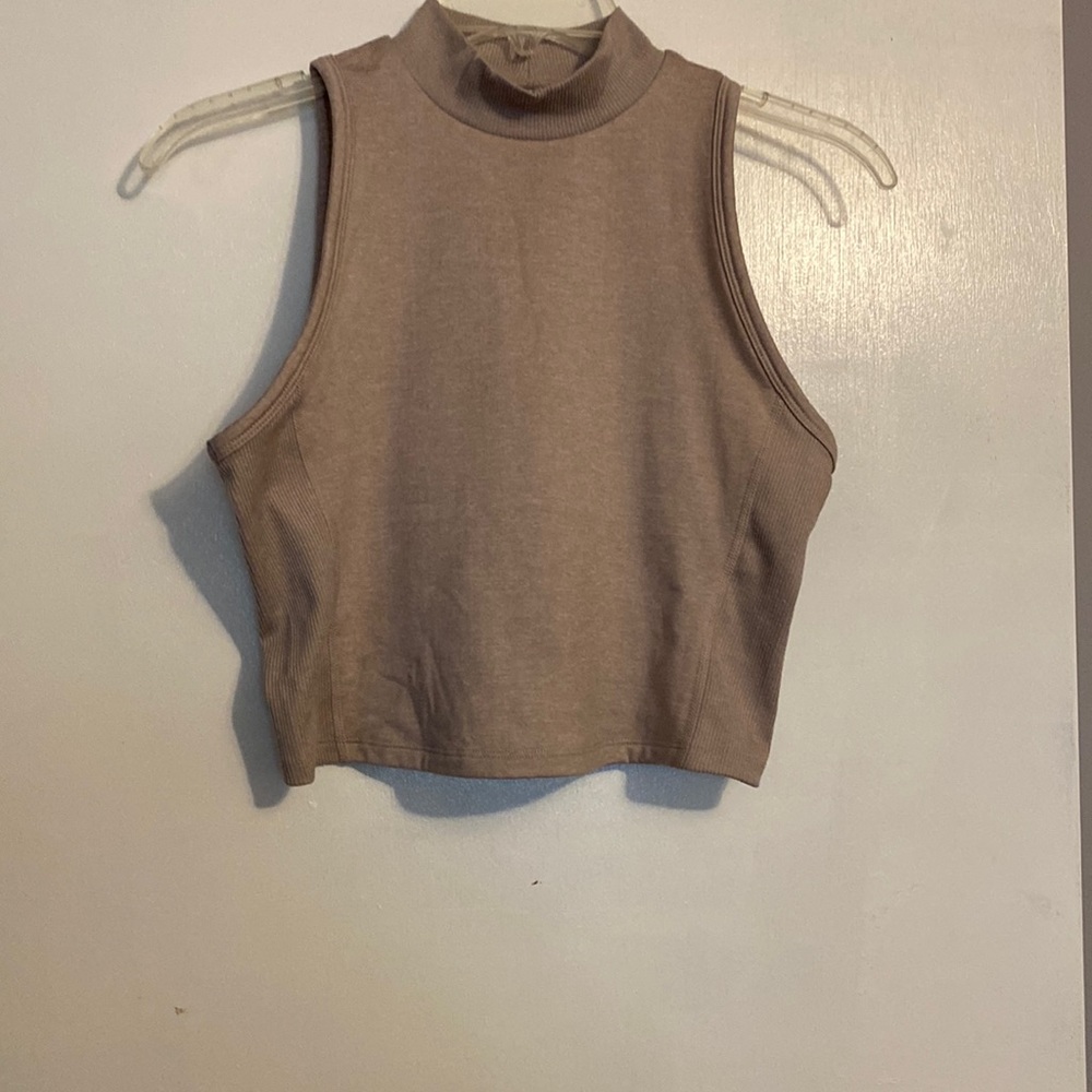 Old Navy CozeCore Women’s  Mock Neck Sleeveless Cropped Top